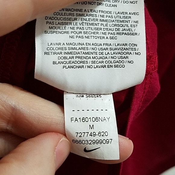 Like New Nike Tank - Picture 3 of 4